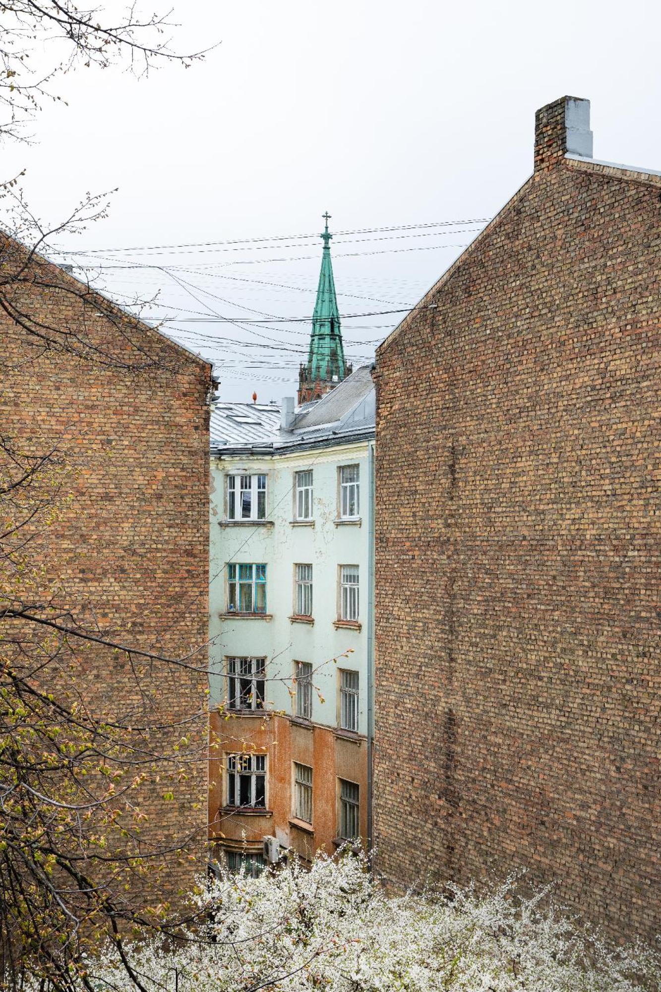 Brivibas Yard Apartment With Parking In City Center 리가 외부 사진
