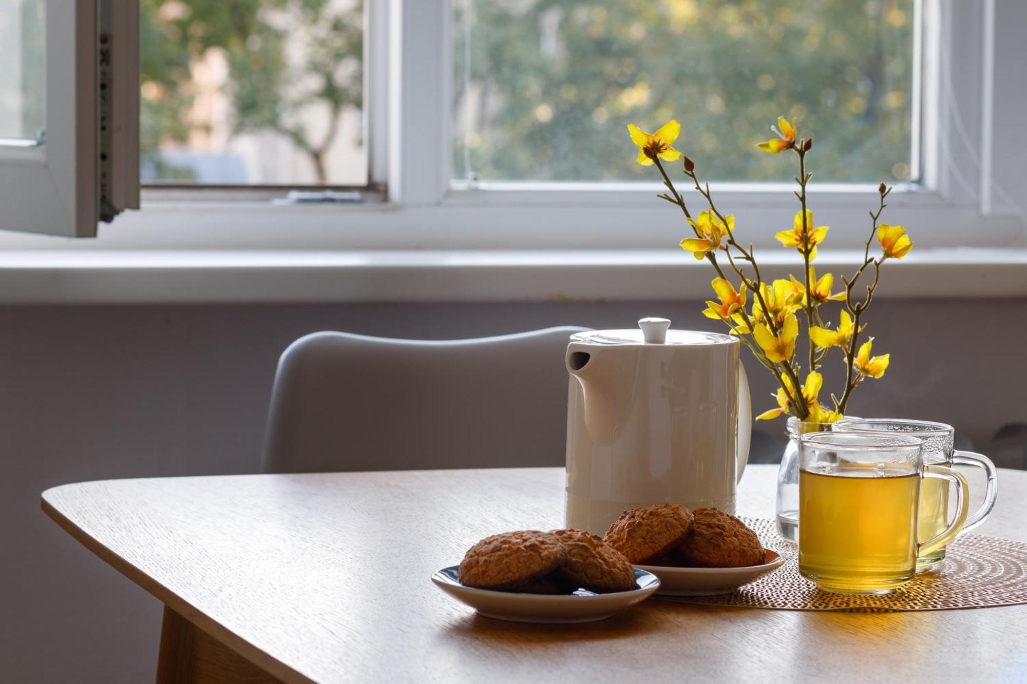 Brivibas Yard Apartment With Parking In City Center 리가 외부 사진