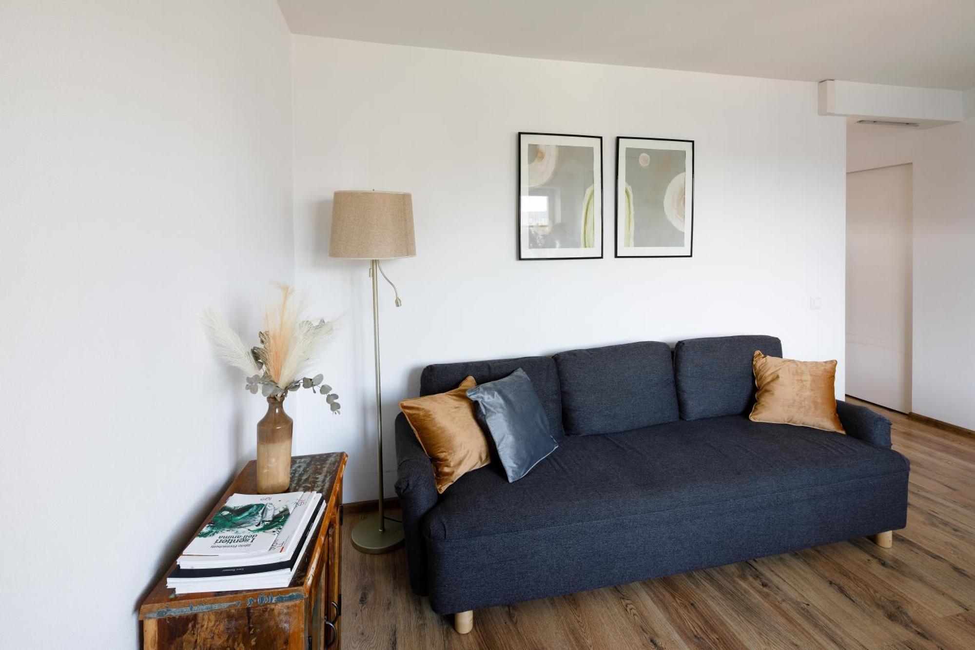Brivibas Yard Apartment With Parking In City Center 리가 외부 사진
